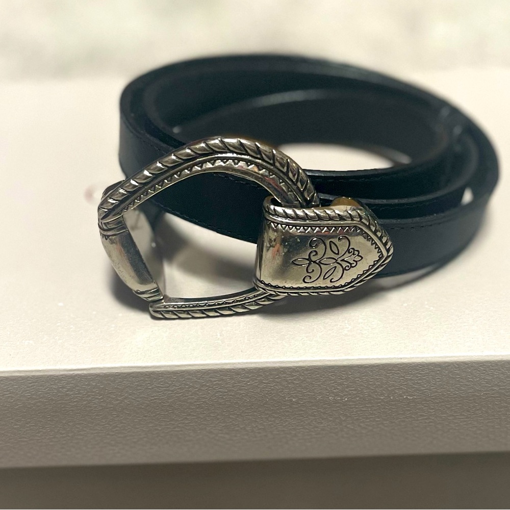 Chico’s Adjustable belt.  Great condition